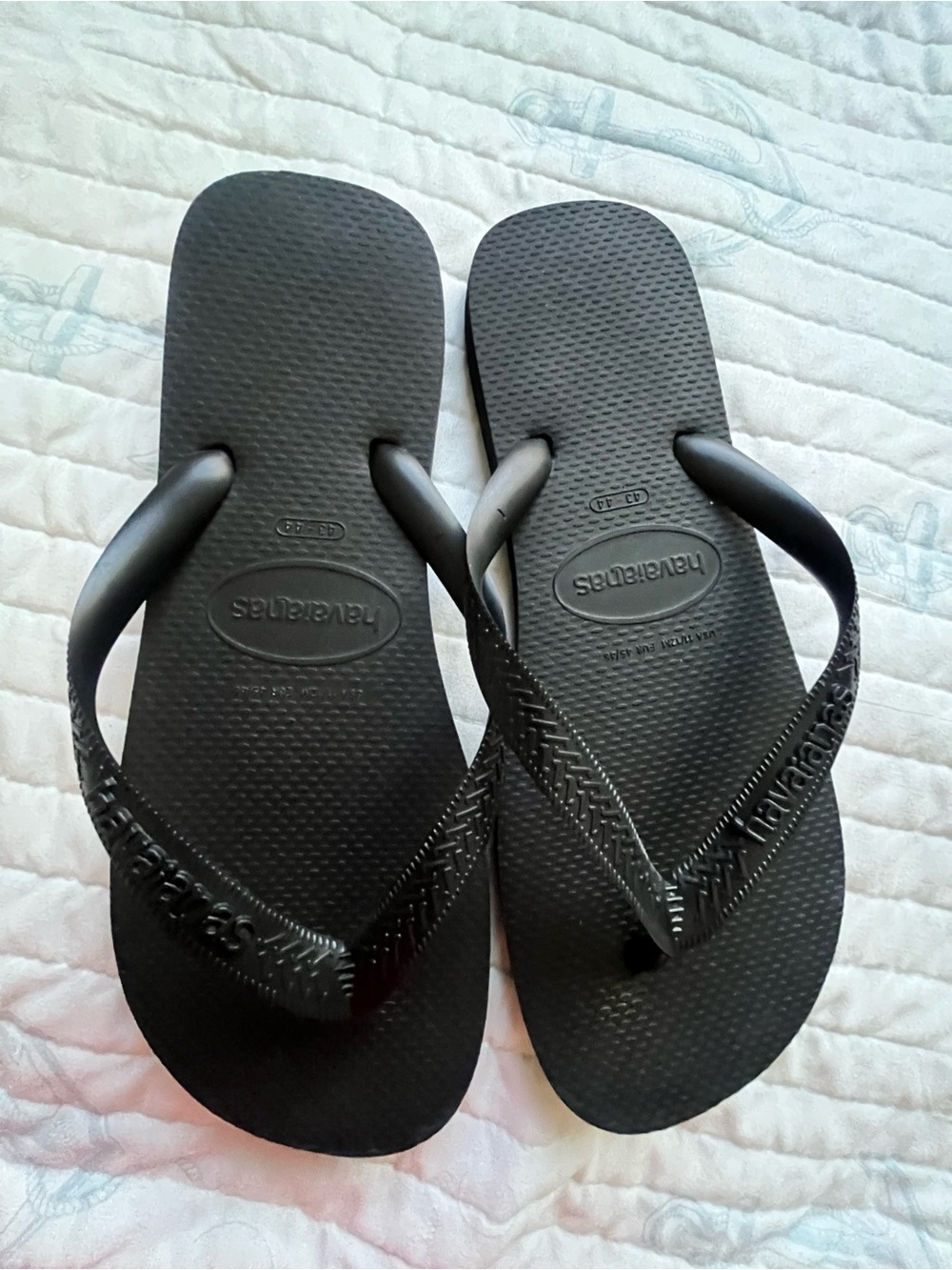 Havaianas Women's Black Textured Flip Flops